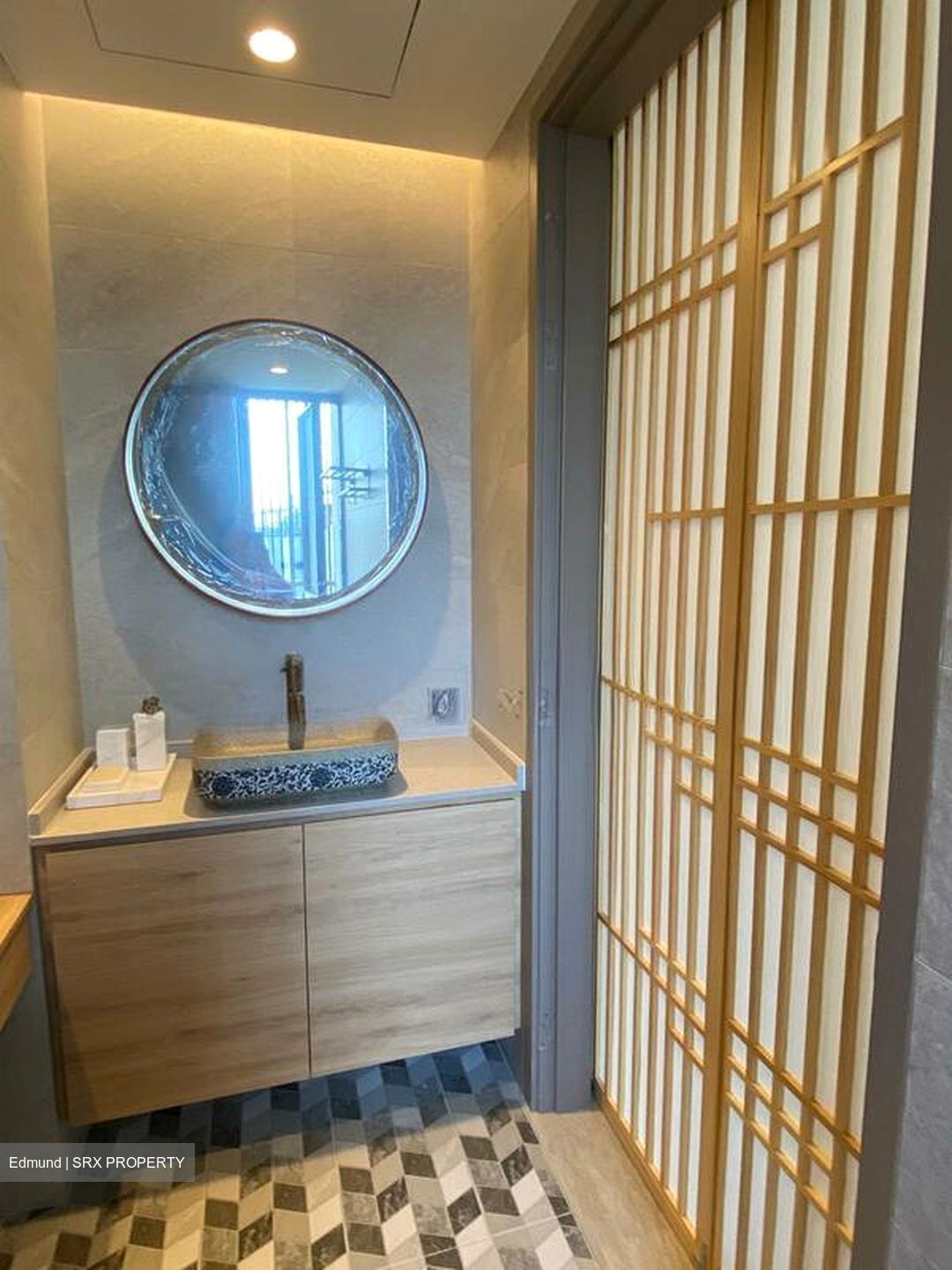 Stratum (D18), Condominium #500200961